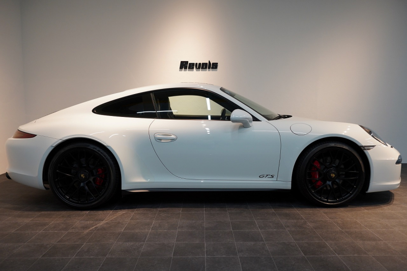 ポルシェ 911(Type991) 911(Type991.1) 2015y 911Carrera GTS GTSインテリア&カーボンインテリア フロント&Bカメラ  中古車