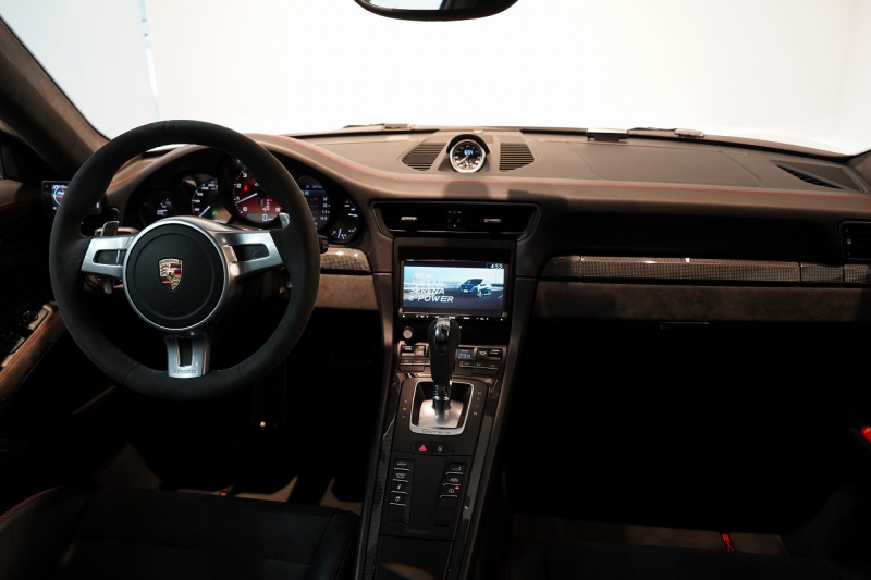 ポルシェ 911(Type991) 911(Type991.1) 2015y 911Carrera GTS GTSインテリア&カーボンインテリア フロント&Bカメラ  中古車