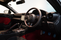 トヨタ GR86 RZ 6MT ワンオーナー 禁煙車 bremboブレーキ SACHSサス フルオリジナル 中古車 中古車