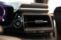 ポルシェ マカン 4 Electric 新型EVモデル ワンオーナー スポクロ OP20インチホイール パノラマルーフ 保証継承可 中古車 中古車