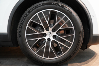 ポルシェ マカン 4 Electric 新型EVモデル ワンオーナー スポクロ OP20インチホイール パノラマルーフ 保証継承可 中古車 中古車