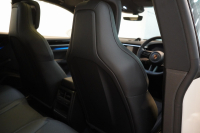 ポルシェ マカン 4 Electric 新型EVモデル ワンオーナー スポクロ OP20インチホイール パノラマルーフ 保証継承可 中古車 中古車