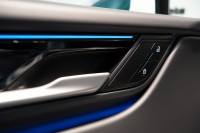 ポルシェ マカン 4 Electric 新型EVモデル ワンオーナー スポクロ OP20インチホイール パノラマルーフ 保証継承可 中古車 中古車