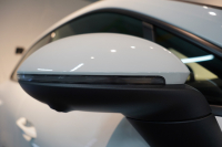 ポルシェ マカン 4 Electric 新型EVモデル ワンオーナー スポクロ OP20インチホイール パノラマルーフ 保証継承可 中古車 中古車