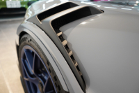 ポルシェ 911(Type992) GT3RS PDK ワンオーナー OP973 ヴァイザッハパッケージ PCCB Fリフト レザー×Race-Texインテリア 中古車 中古車