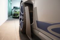 ポルシェ 911(Type992) GT3RS PDK ワンオーナー OP973 ヴァイザッハパッケージ PCCB Fリフト レザー×Race-Texインテリア 中古車 中古車