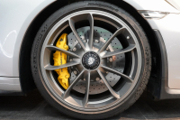 ポルシェ 911(Type991.2) GT3 Touring Package 6MT 左H ワンオーナー OP422 PCCB Fリフト レザーインテリア LEDヘッドライト スポクロ 中古車 中古車