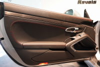 ポルシェ 911(Type991.2) GT3 Touring Package 6MT 左H ワンオーナー OP422 PCCB Fリフト レザーインテリア LEDヘッドライト スポクロ 中古車 中古車