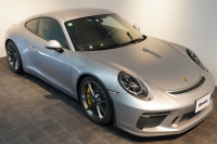 ポルシェ 911(Type991.2) GT3 Touring Package 6MT 左H ワンオーナー OP422 PCCB Fリフト レザーインテリア LEDヘッドライト スポクロ 中古車 中古車