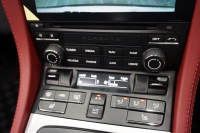 ポルシェ 718スパイダー (Type718)Spyder PDK スパイダークラシックインテリア LEDヘッドライト  中古車