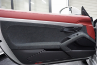 ポルシェ 718スパイダー (Type718)Spyder PDK スパイダークラシックインテリア LEDヘッドライト  中古車