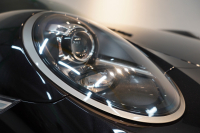 ポルシェ 911(Type991.2) Carrera 7MT スポーツクロノ スポーツテールパイプ ジェットブラック パークアシスト付リバーシングカメラ 中古車 中古車