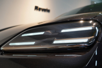 ポルシェ マカン Electric 新型EVモデル ワンオーナー スポクロ OP21インチホイール パノラマルーフ 保証継承可 中古車 中古車