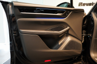 ポルシェ マカン Electric 新型EVモデル ワンオーナー スポクロ OP21インチホイール パノラマルーフ 保証継承可 中古車 中古車