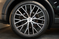 ポルシェ マカン Electric 新型EVモデル ワンオーナー スポクロ OP21インチホイール パノラマルーフ 保証継承可 中古車 中古車