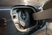 ポルシェ マカン Electric 新型EVモデル ワンオーナー スポクロ OP21インチホイール パノラマルーフ 保証継承可 中古車 中古車