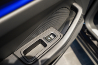 ポルシェ マカン Electric 新型EVモデル ワンオーナー スポクロ OP21インチホイール パノラマルーフ 保証継承可 中古車 中古車