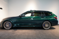 アルピナ B3 Touring GT Allrad 1オーナー アルピナグリーン メリノレザー 電動パノラマルーフ セーフティPKG 中古車 中古車