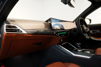 アルピナ B3 Touring GT Allrad 1オーナー アルピナグリーン メリノレザー 電動パノラマルーフ セーフティPKG 中古車 中古車