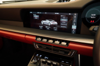 ポルシェ 911(Type992) 911Carrera S Cabriolet スポーツクロノ&エグゾースト ブラック×ボルドーレッドオールレザーインテリア クレヨン OP420  中古車