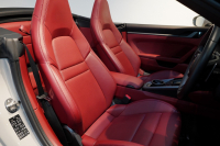 ポルシェ 911(Type992) 911Carrera S Cabriolet スポーツクロノ&エグゾースト ブラック×ボルドーレッドオールレザーインテリア クレヨン OP420  中古車