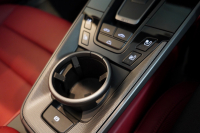 ポルシェ 911(Type992) 911Carrera S Cabriolet スポーツクロノ&エグゾースト ブラック×ボルドーレッドオールレザーインテリア クレヨン OP420  中古車