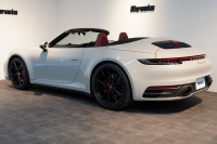 ポルシェ 911(Type992) 911Carrera S Cabriolet スポーツクロノ&エグゾースト ブラック×ボルドーレッドオールレザーインテリア クレヨン OP420  中古車