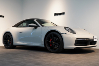 ポルシェ 911(Type992) 911Carrera S Cabriolet スポーツクロノ&エグゾースト ブラック×ボルドーレッドオールレザーインテリア クレヨン OP420  中古車