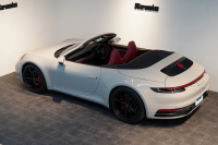 ポルシェ 911(Type992) 911Carrera S Cabriolet スポーツクロノ&エグゾースト ブラック×ボルドーレッドオールレザーインテリア クレヨン OP420  中古車