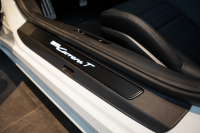 ポルシェ 911(Type992) Carrera T 6MT 後期モデル(992.2) ワンオーナー CarreraTエクステリアPKG スポーツデザインPKG HDマトリックスLEDヘッドライト 中古車 中古車