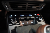 ポルシェ 911(Type992) Carrera T 6MT 後期モデル(992.2) ワンオーナー CarreraTエクステリアPKG スポーツデザインPKG HDマトリックスLEDヘッドライト 中古車 中古車