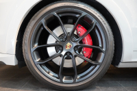 ポルシェ カイエンクーペ GTS TiptronicS ライトウエイトスポーツPKG PDLS+LEDヘッドライト 4ゾーンオートエアコン 中古車 中古車