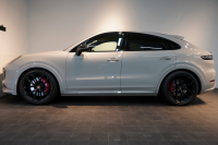 ポルシェ カイエンクーペ GTS TiptronicS ライトウエイトスポーツPKG PDLS+LEDヘッドライト 4ゾーンオートエアコン 中古車 中古車