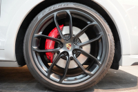 ポルシェ カイエンクーペ GTS TiptronicS ライトウエイトスポーツPKG PDLS+LEDヘッドライト 4ゾーンオートエアコン 中古車 中古車