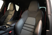 ポルシェ カイエンクーペ GTS TiptronicS ライトウエイトスポーツPKG PDLS+LEDヘッドライト 4ゾーンオートエアコン 中古車 中古車