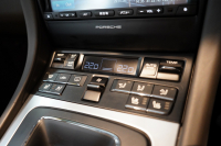 ポルシェ ボクスター(Type981) GTS PDK ナチュラルレザーインテリア 18way電動シート シートベンチレーター PDLS+バイキセノンヘッドランプ エントリー&ドライブ 中古車 中古車