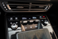 ポルシェ 911(Type992) Carrera T 7MT 左H OP245万 Fリフト リアアクスルステア CarreraTインテリア BOSEサウンド 新車保証&PSMP3年付 中古車 中古車