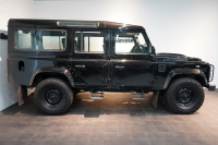 ランドローバー ディフェンダー 110 XS AT換装 純正LEDヘッドランプ 純正サイドステップ サントリーニブラック 中古車 中古車