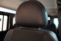 ランドローバー ディフェンダー 110 XS AT換装 純正LEDヘッドランプ 純正サイドステップ サントリーニブラック 中古車 中古車