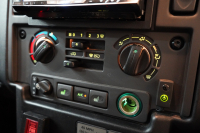 ランドローバー ディフェンダー 110 XS AT換装 純正LEDヘッドランプ 純正サイドステップ サントリーニブラック 中古車 中古車