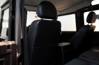 ランドローバー ディフェンダー 110 XS AT換装 純正LEDヘッドランプ 純正サイドステップ サントリーニブラック 中古車 中古車