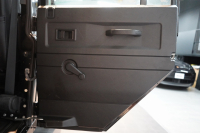 ランドローバー ディフェンダー 110 XS AT換装 純正LEDヘッドランプ 純正サイドステップ サントリーニブラック 中古車 中古車