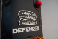 ランドローバー ディフェンダー 110 XS AT換装 純正LEDヘッドランプ 純正サイドステップ サントリーニブラック 中古車 中古車