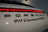 ポルシェ 911(Type991.1) Carrera 4 GTS Cabriolet PDK GTSインテリアPKG カーボンインテリアPKG キャララホワイト 禁煙車 中古車 中古車