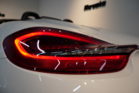 ポルシェ ボクスター(Type981) Spyder 6MT カーボンインテリア カーボンフルバケットシート キャララホワイトメタリック 中古車 中古車