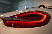 ポルシェ ボクスター(Type981) Spyder 6MT カーボンインテリア カーボンフルバケットシート キャララホワイトメタリック 中古車 中古車