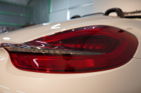 ポルシェ ボクスター(Type981) Spyder 6MT カーボンインテリア カーボンフルバケットシート キャララホワイトメタリック 中古車 中古車