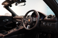 ポルシェ 718 ボクスター GTS 6MT スポーツデザイン&GTSインテリア&カーボンインテリアPKG 20インチ911turboホイール BOSEサウンド 禁煙車 中古車 中古車