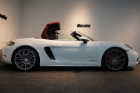 ポルシェ 718 ボクスター GTS 6MT スポーツデザイン&GTSインテリア&カーボンインテリアPKG 20インチ911turboホイール BOSEサウンド 禁煙車 中古車 中古車