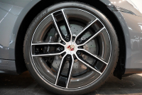 ポルシェ 911(Type992) Targa 4 GTS 992.2後期モデル 1オーナー Sport DesignPKGカーボン PCCB クラブレザーインテリア 中古車 中古車